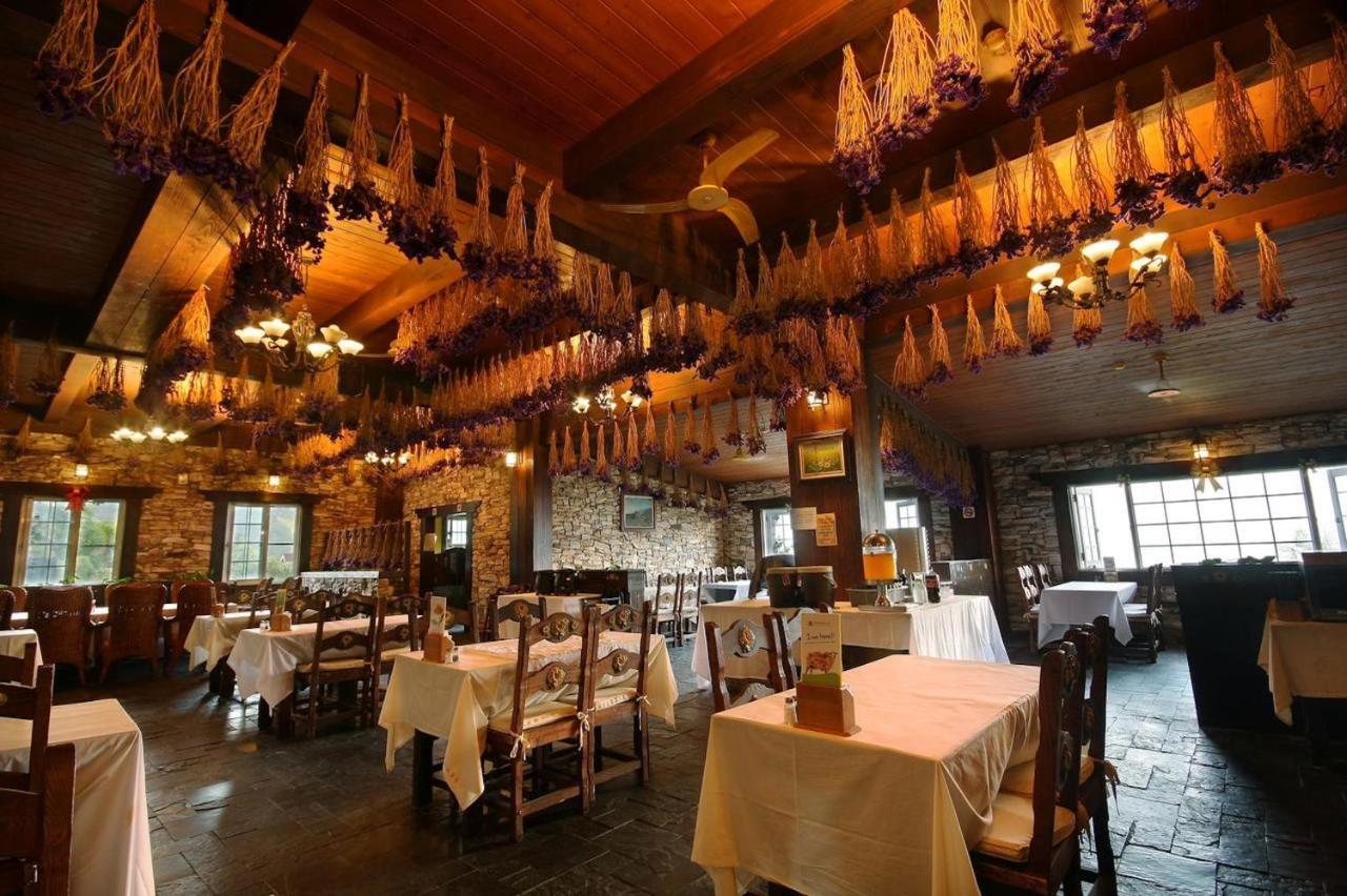 Provence Rose Lodge Renai Eksteriør bilde