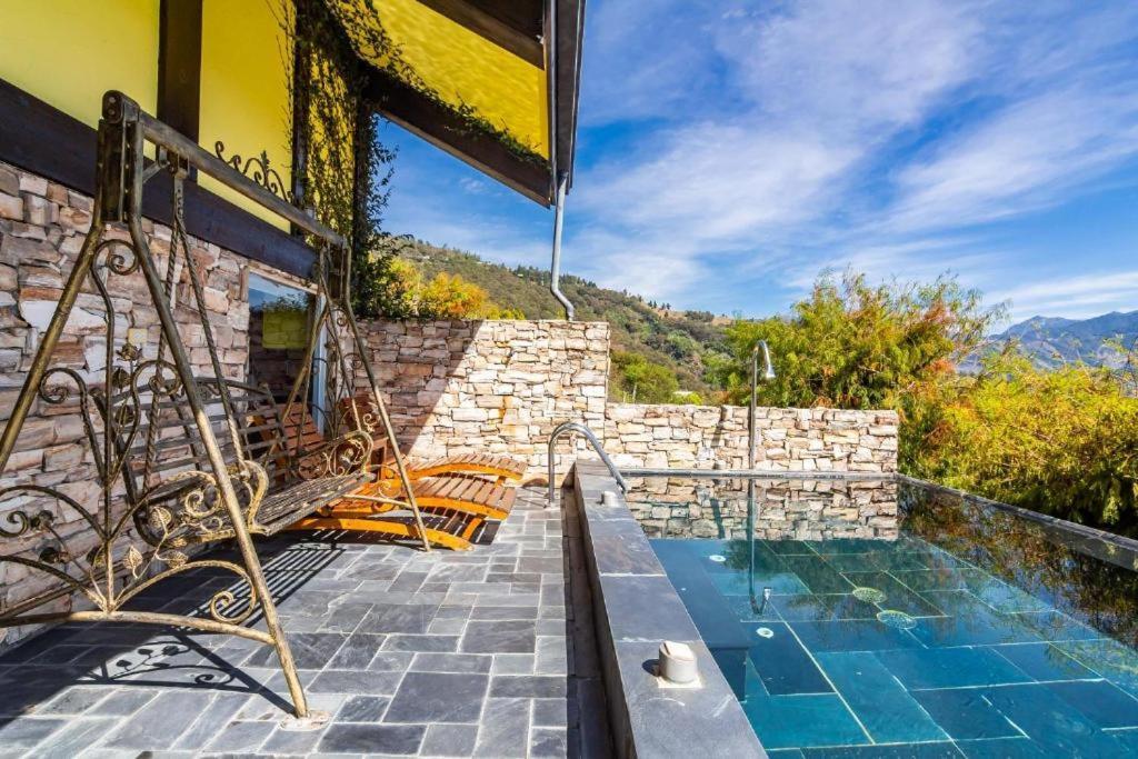Provence Rose Lodge Renai Eksteriør bilde