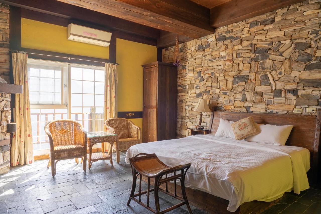 Provence Rose Lodge Renai Eksteriør bilde